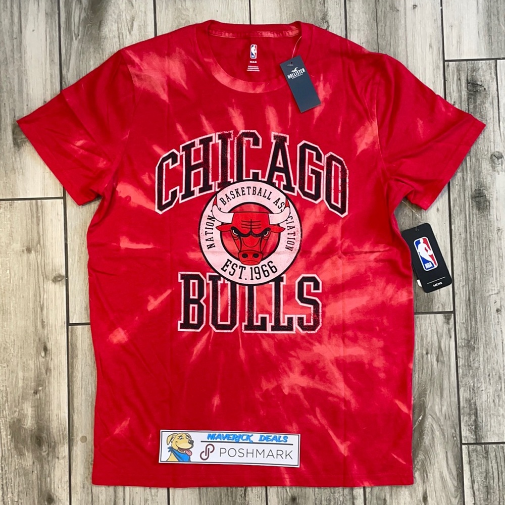 NWT Hollister Tie-Dye Chicago Bulls T-Shirt